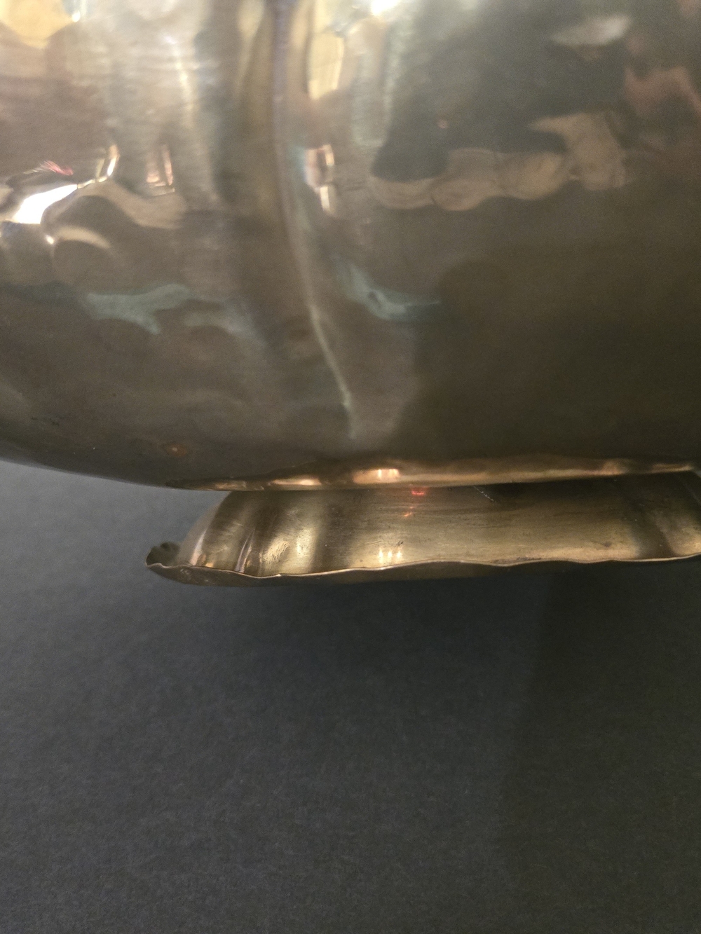 Vintage Scalloped Oval Brass Footed Centerpiece Bowl with Handles - Picture 10 of 13